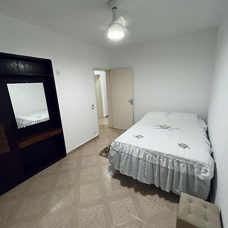 Apartamento Charmoso A 400Mts Da Praia Da Enseada 瓜鲁雅 外观 照片