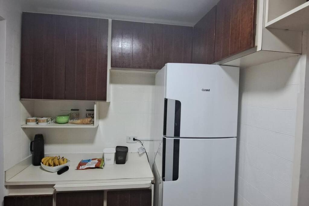 Apartamento Charmoso A 400Mts Da Praia Da Enseada 瓜鲁雅 外观 照片